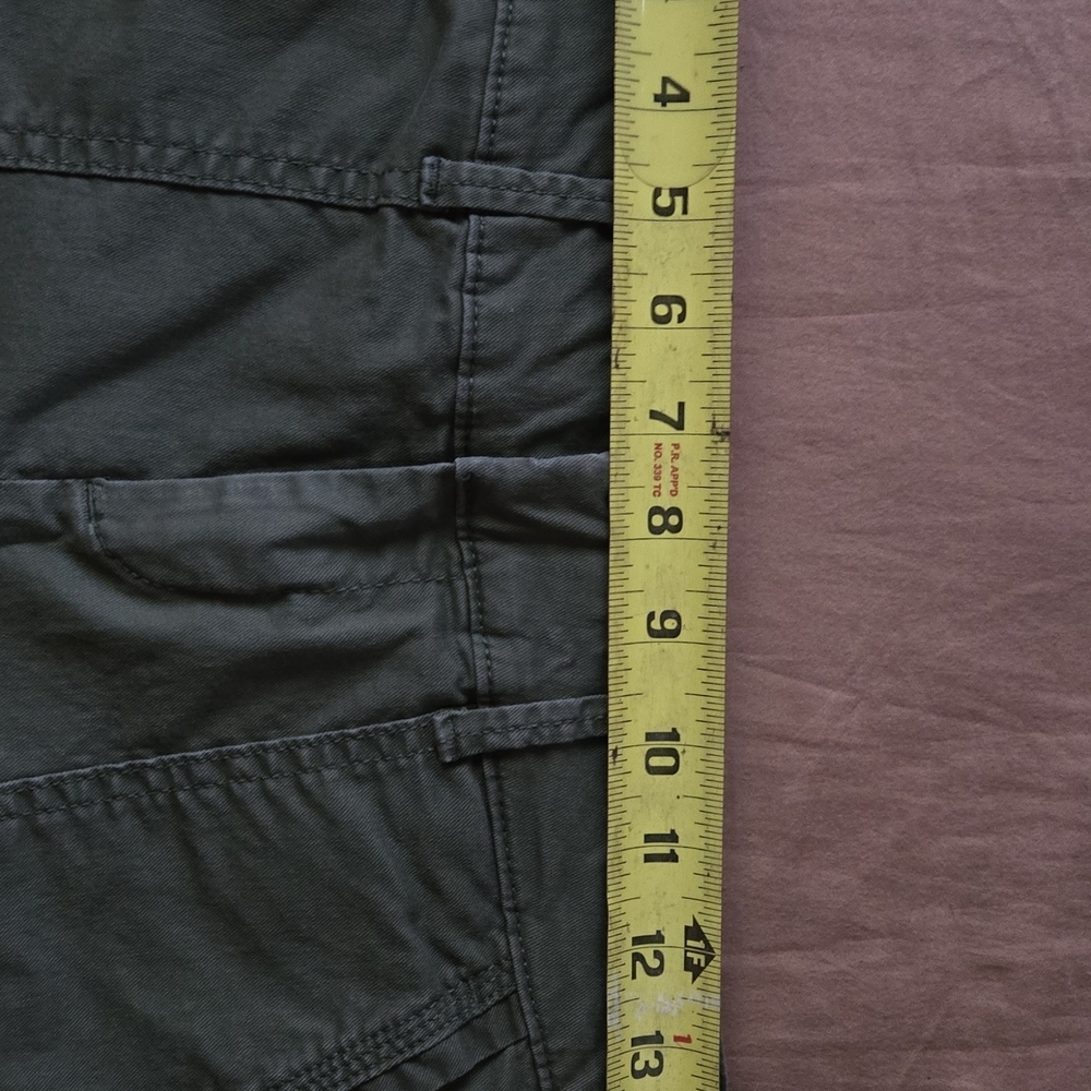 Old Navy Woman's Olive Pants - Picture 6 of 8